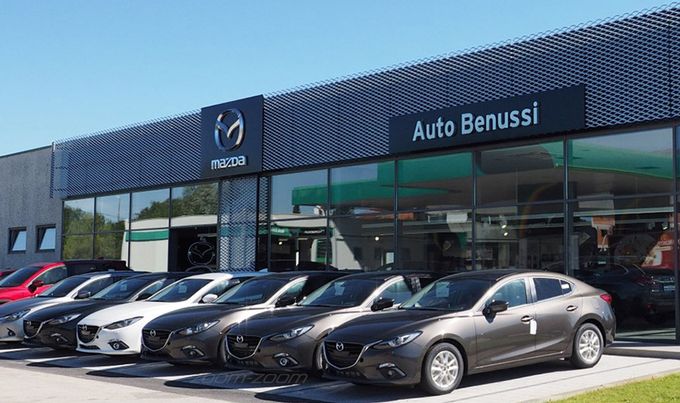 Hrvatska: Provalio u salon vozila i ukrao četiri automobila