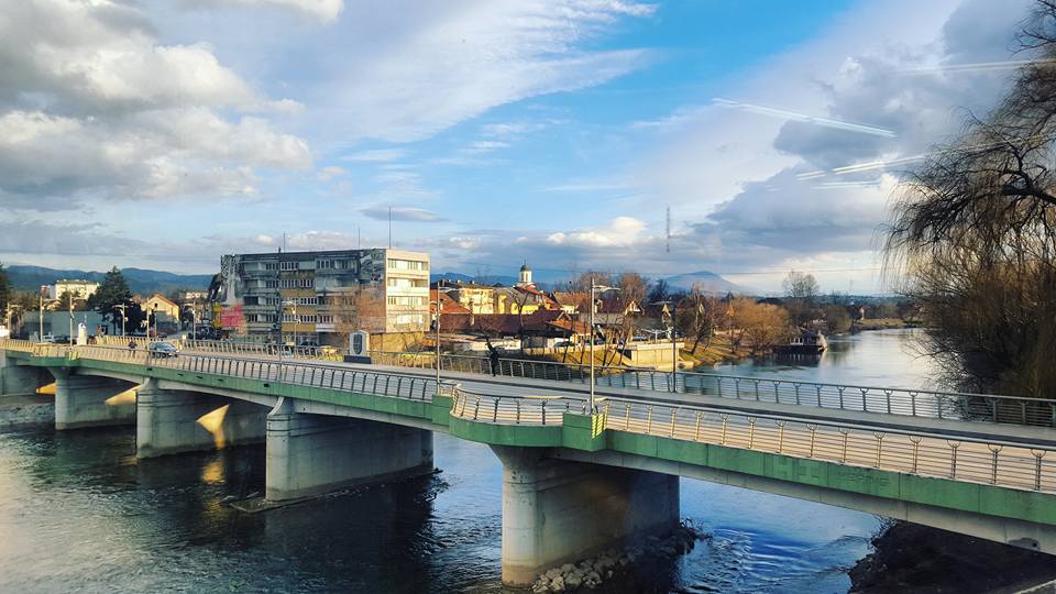 Prijedor: Skokom u Sanu policajac spasio osobu koja je skočila s mosta