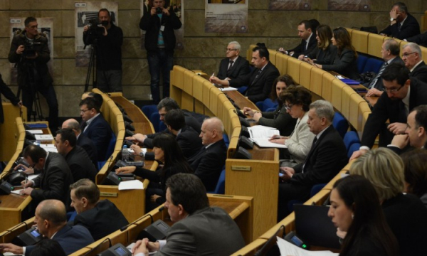 Zastupnici Parlamenta FBiH danas o Zakonu o PIO-u, a sindikalisti izlaze na proteste