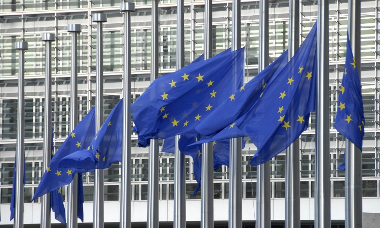 Reuters: Dvanaest država EU traži ukidanje rominga za Balkan i jaču integraciju