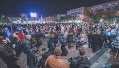 Protest protiv nasilja u Podgorici: Građani odali počast ubijenom dječaku (FOTO)