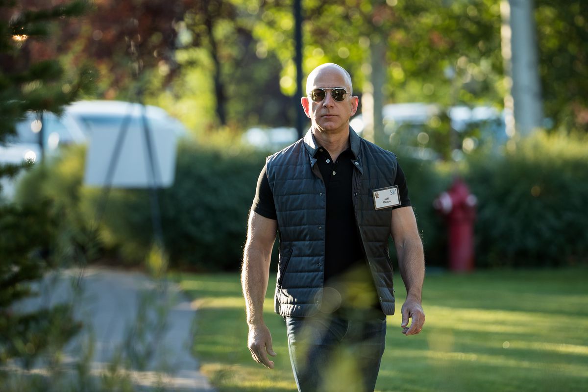 Jeff Bezos na vrhu liste 50 najbogatijih ljudi na svijetu