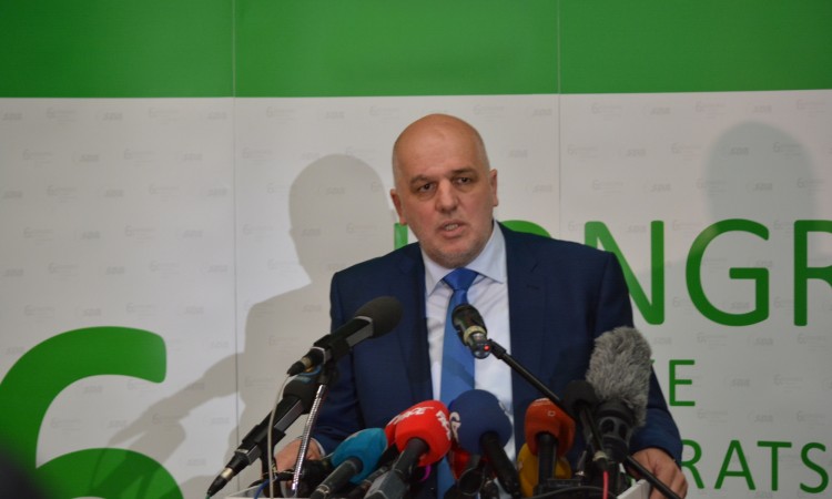 Amir Zukić podnio ostavku na mjesto generalnog sekretara SDA