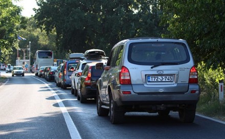 Stanje na cestama: Tokom dana se očekuje pojačana frekvencija vozila