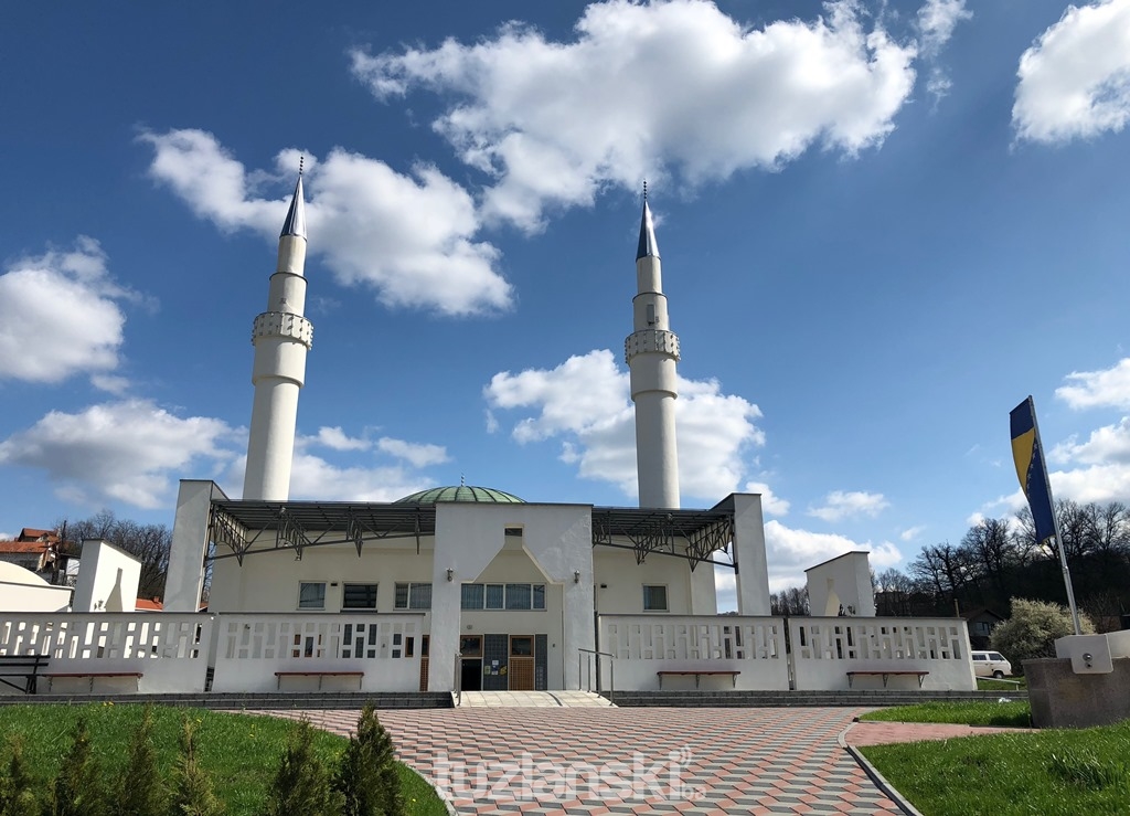 Muslimani obilježavaju Lejletu-l-berat: Noć oprosta, sudbine i želja