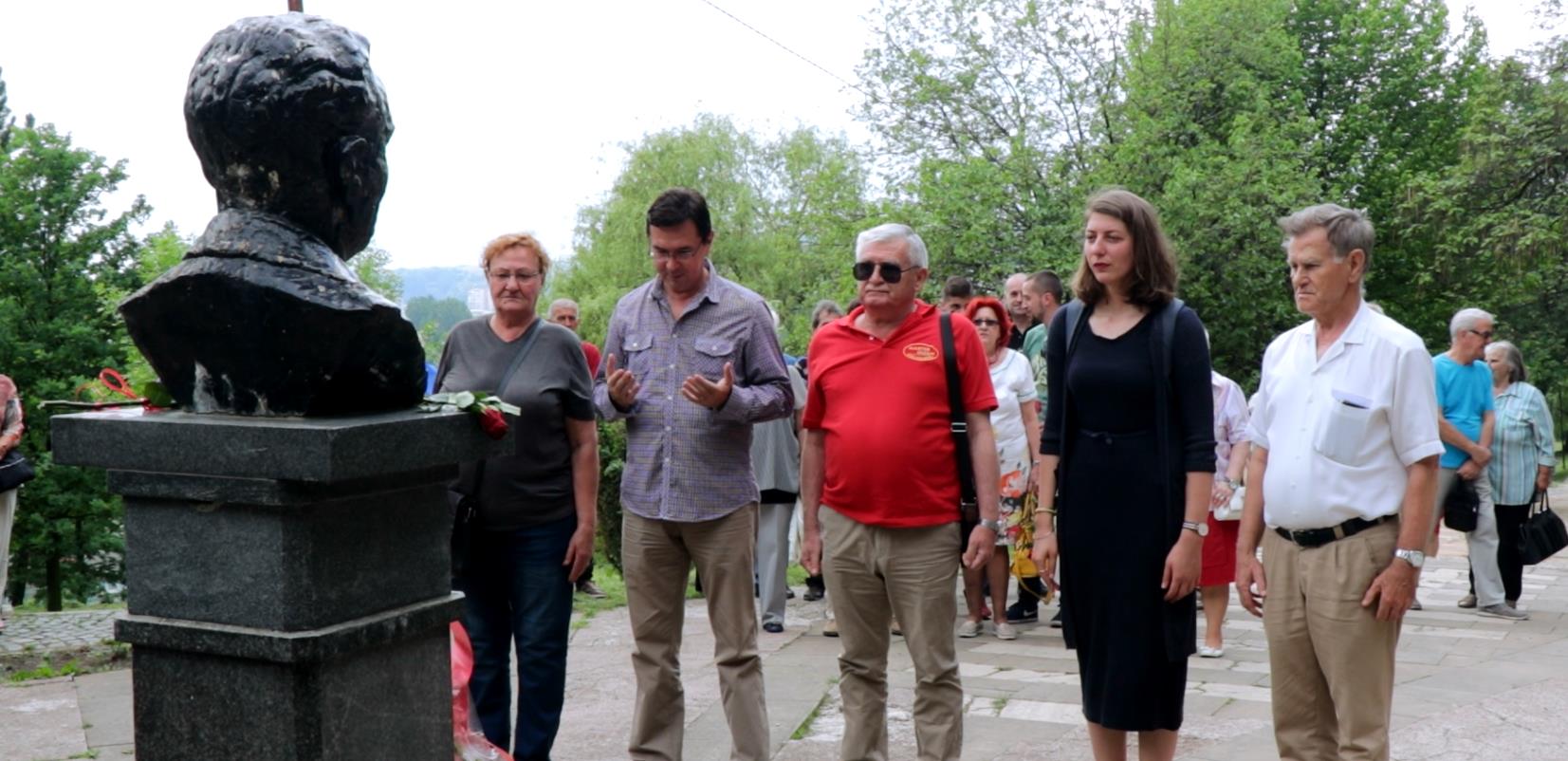 U Tuzli obilježena godišnjica smrti Josipa Broza Tita: Njegova djela su trajna i antifašistička (VIDEO/FOTO)