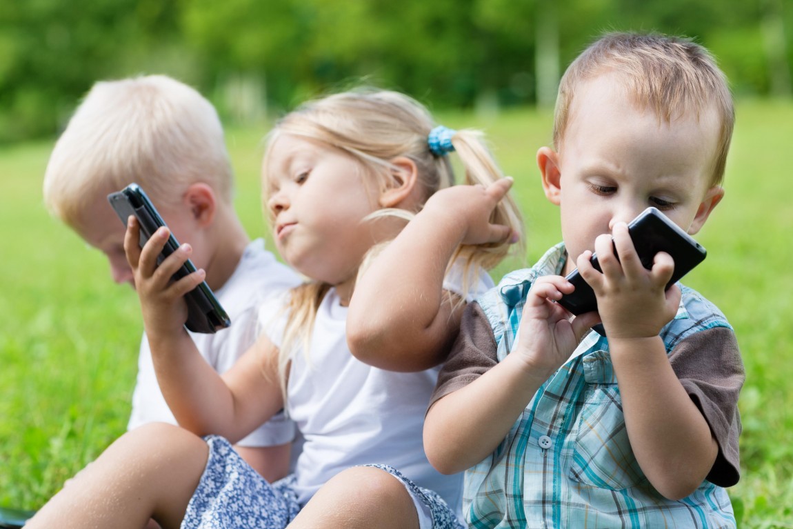 Mama iskusila osvetu jer je djeci oduzela mobilne telefone