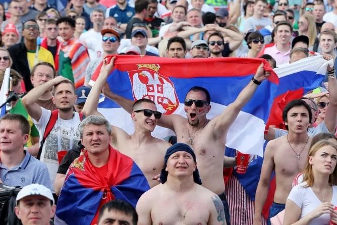 FIFA nakon prvog kola kaznila nogometne saveze Srbije i Meksika