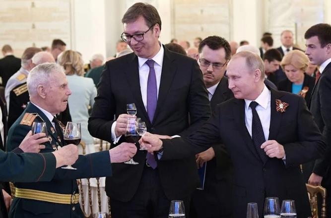 Prijateljski odnosi: Vladimir Putin prihvatio Vučićev poziv da posjeti Srbiju