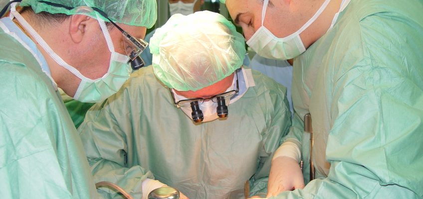 UKC Tuzla: Urađena transplantacija dvije rožnice, dva bubrega i jetre