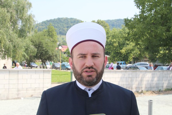 U Tuzli klanjanje teravih-namaz na 47 mjesta