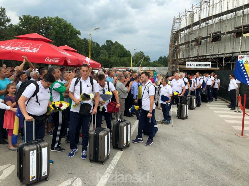 Za novi uspjeh reprezentaciji BiH u sjedećoj odbojci 100.000 KM