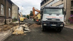 U toku izvođenje radova u Džafer mahali, građani dobijaju savremenu saobraćajnicu (FOTO)