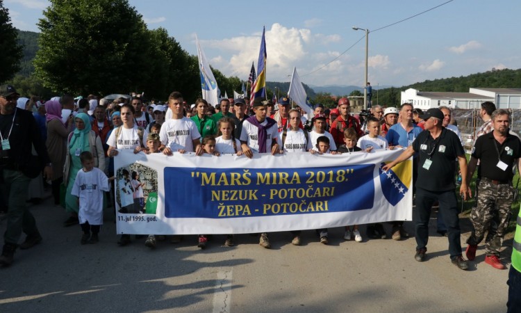 Učesnici marša za Srebrenicu počeli stizati u Potočare