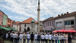 Tuzlaci odali počast žrtvama genocida u Srebrenici: Zlo koje se ne smije ponoviti (FOTO)