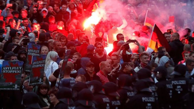 Šest ljudi povrijeđeno u Njemačkoj tokom protesta ekstremne desnice