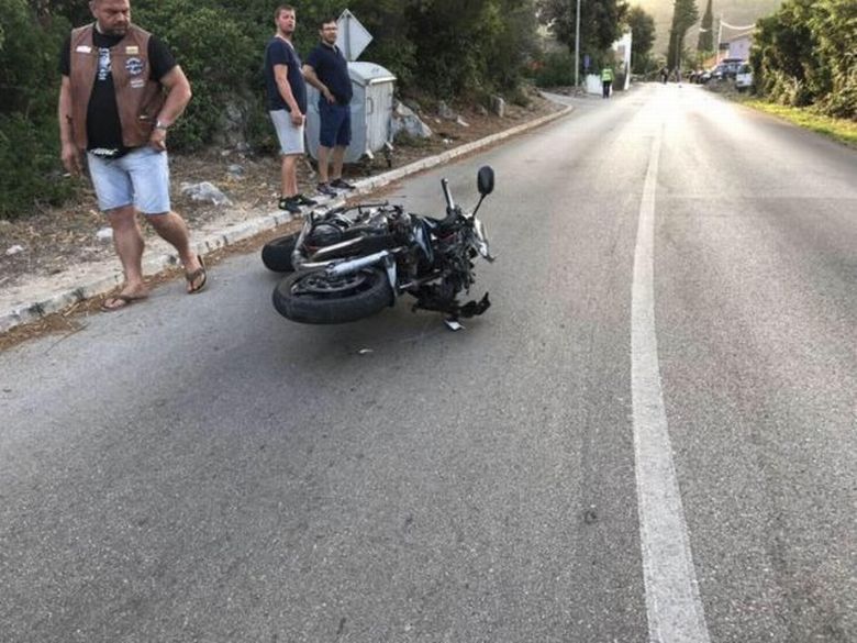 Ogorčene kolege poginulog motoriste prozivaju policiju: 'Lažu da su ga našli mrtvog, bio je živ'