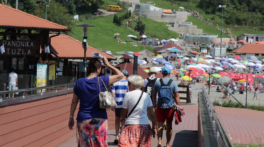 U prvom polugodištu blizu 640 hiljada turista, ostvareno 1,3 miliona noćenja