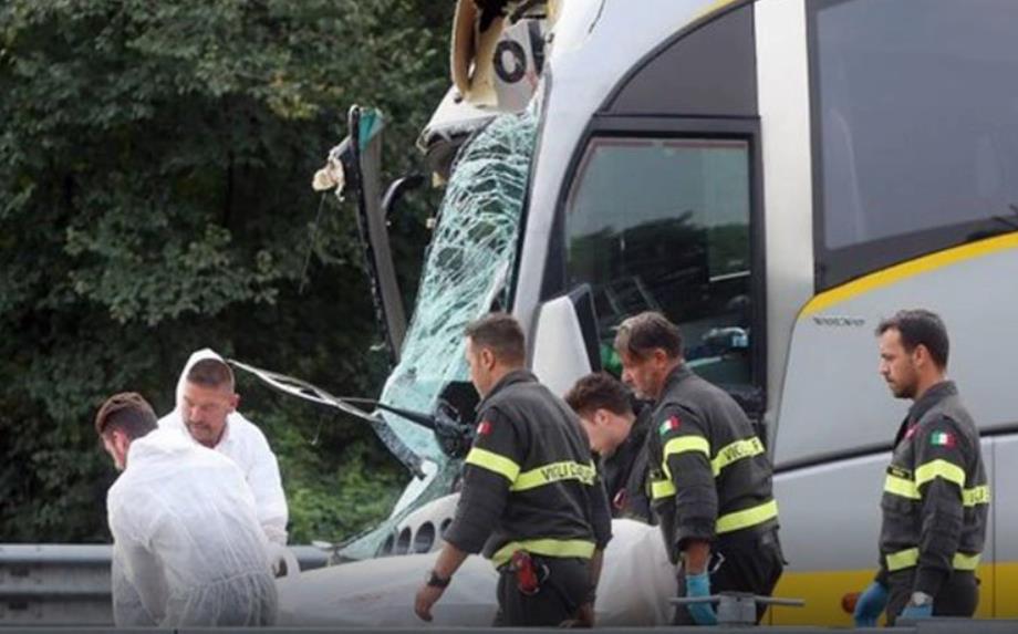 Svi učenici otpušteni iz bolnice, novi autobus otišao je po njih