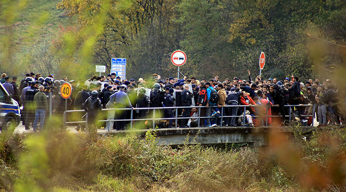 Na Maljevcu i dalje oko 200 migranata koji žele ući u Hrvatsku