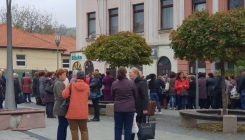 Radnica uz pratnju policije odstranjena sa Skupštine povjerilaca “Aide”