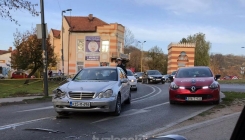 Tuzla: Zbog saobraćajne nesreće na Skveru otežano odvijanje saobraćaja