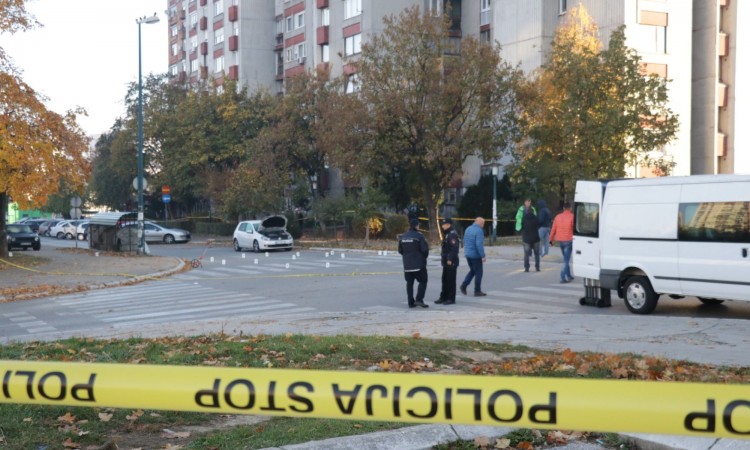 Osoba koja se dovodi u vezu s ubistvom policajaca predata Tužilaštvu KS