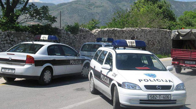 Mostar: Diler pred policijom progutao drogu koju je namjeravao prodavati djeci