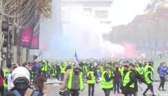 Protesti uspjeli: Macron popustio, porez na gorivo će se revidirati