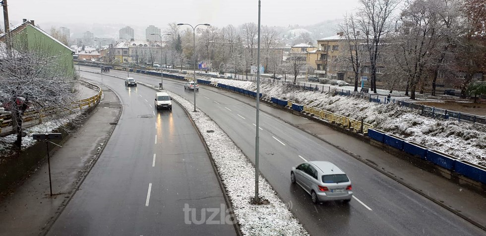 Snijeg stigao u BiH, nove promjene vremena u ponedjeljak