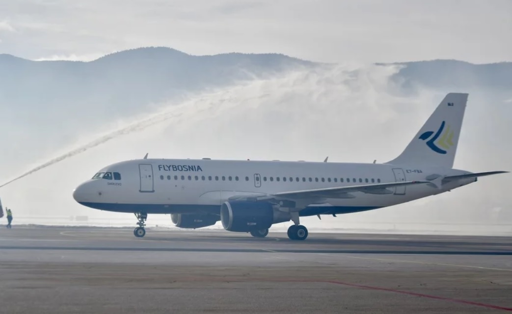 U Sarajevo sletio avion nove bh. aviokompanije FlyBosnia