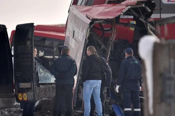 Broj poginulih u sudaru voza i autobusa kod Niša porastao na pet