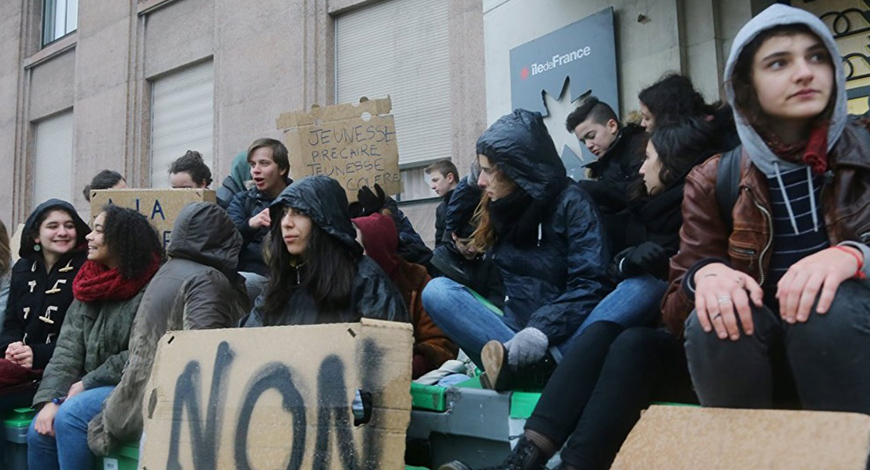 Protesti u Francuskoj sve masovniji, sada su potez povukli studenti