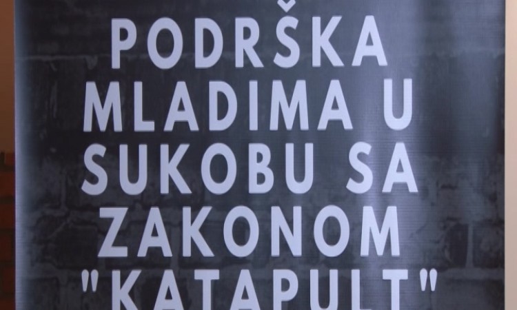 Sastanak u Tuzli: Alternativne mjere kao podrška mladima u sukobu sa zakonom (VIDEO)