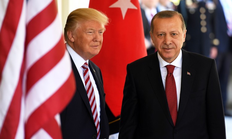 Erdogan i Trump razgovarali o Siriji i borbi protiv terorizma