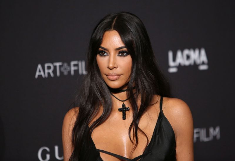 Kim Kardashian otkrila zašto se ne smije na fotografijama