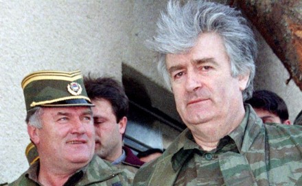 Ministarstvo prosvjete RS: Mladić i Karadžić su obavljali značajne dužnosti te se ne mogu izostaviti