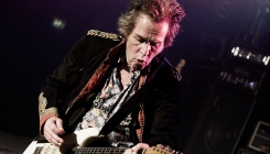 Dan prije 67. rođendana umro gitarist Bernie Tormé