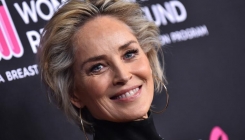 Sharon Stone: "Dobila sam veće grudi bez mog znanja i dozvole, jer je mislio da će mi bolje stojati"