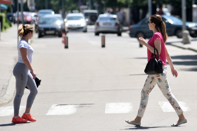 Žene brojnije od muškaraca u RS, ali je svega 7,8 posto načelnica općina