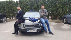 Ovako to radi superšef: Najboljem radniku poklonio "Audi 8" (VIDEO)