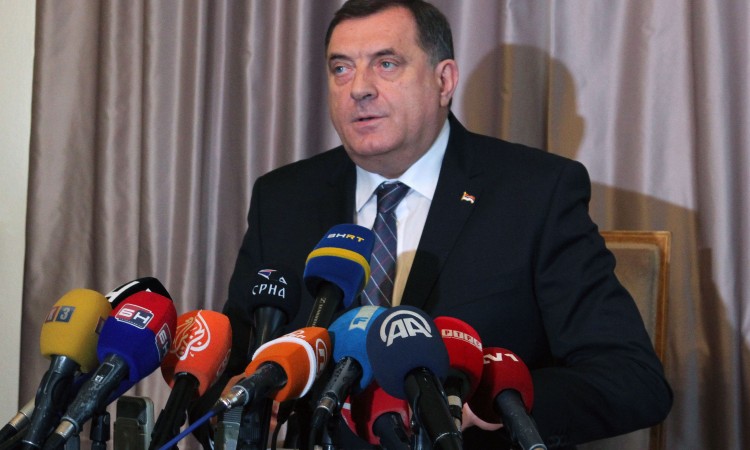 Dodik iz Rusije poslao poruku: RS ne namjerava u NATO