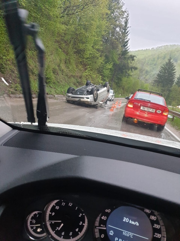 Jedna osoba smrtno stradala na putu Tuzla - Sarajevo