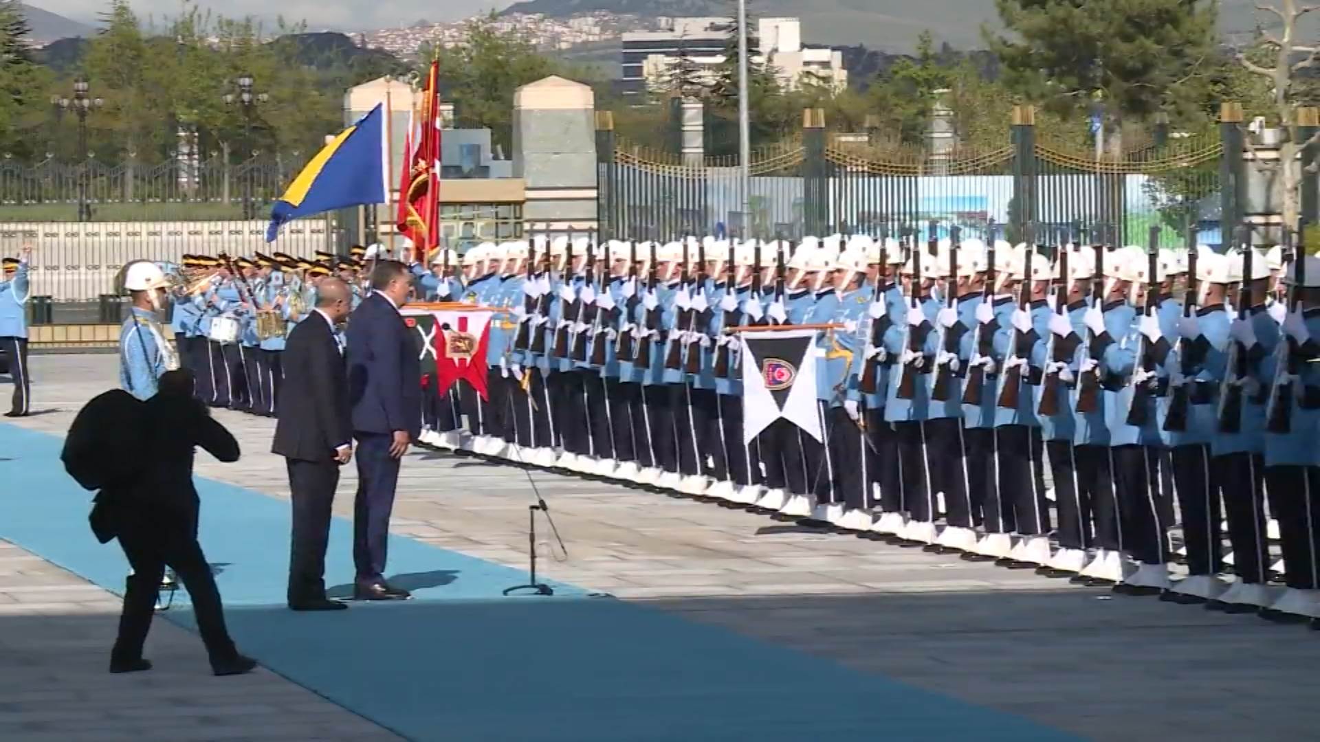 Predsjedništvo BiH u Turskoj: Dodik pozdravio počasnu gardu sa „Merhaba asker“