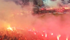 Pogledajte kako su navijači Sarajeva u 80. minuti 'zapalili' stadion