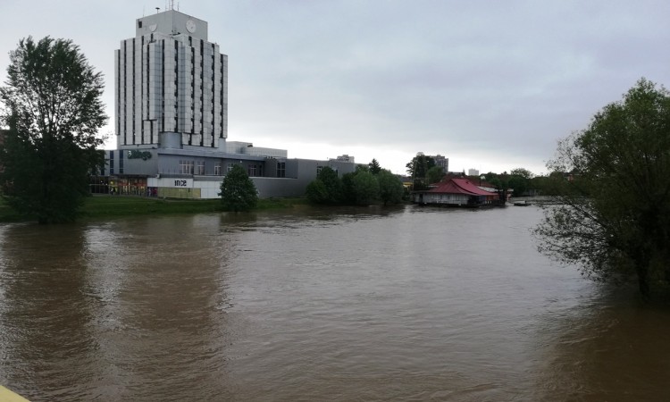 Kritično u Prijedoru: Sana se izlila i porasla za više od tri metra