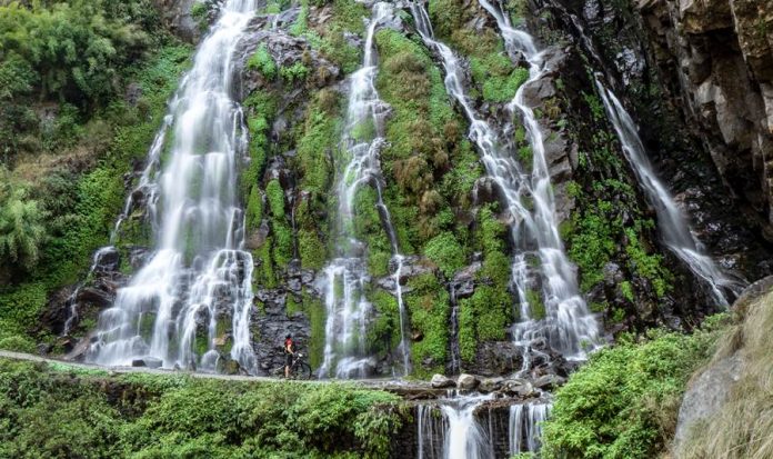 Da li znate kako nastaju vodopadi? Ni naučnici nisu sigurni