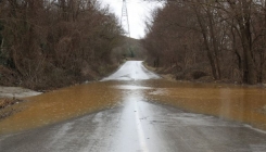 Obustavljen saobraćaj na putu Doboj - Tuzla u mjestu Gračanica