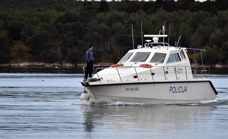 Slovenac u Istri pao s jet-skija i udario glavom, nestao je u moru