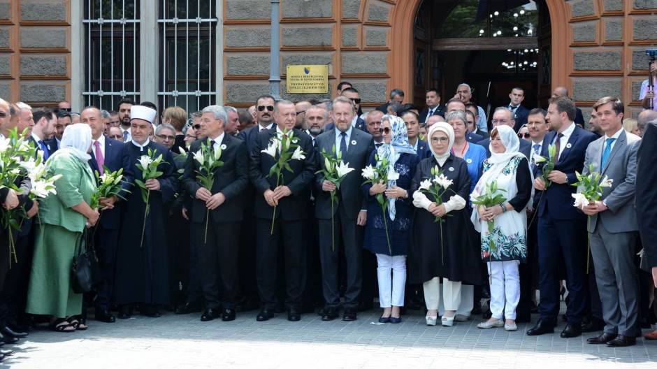 Počast žrtvama genocida odali Erdogan, Nelson, Inzko, Kavazović...